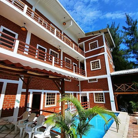 Pororoca Inn Плаяс Екстериор снимка